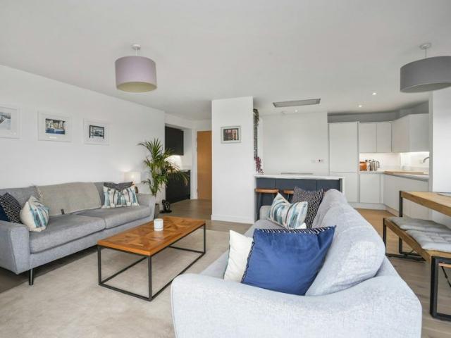 East Pilton Farm Crescent, Fettes, Edinburgh EH5