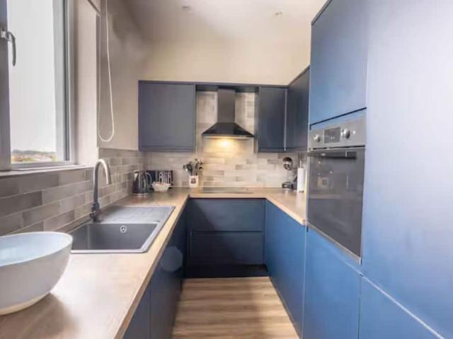 East Renfrewshire, G46 6DD, United Kingdom | 3 bed duplex for rent #168011810 | Rentberry