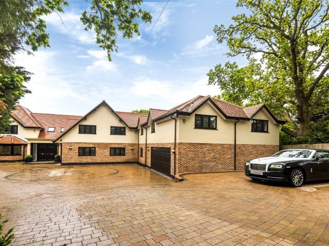 East Ridgeway, Cuffley