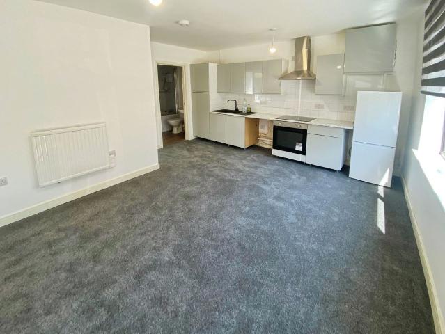 East Road, Ferndale CF43, 1 bed flat to rent, £525 pcm | PrimeLocation