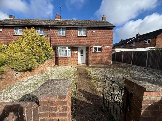 East Road, West Drayton 3 bed semi detached house to rent £2,350 pcm £542 pw
