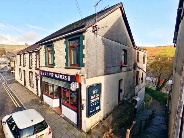 East Road, Tylorstown, Ferndale 4 bed flat to rent £795 pcm £183 pw