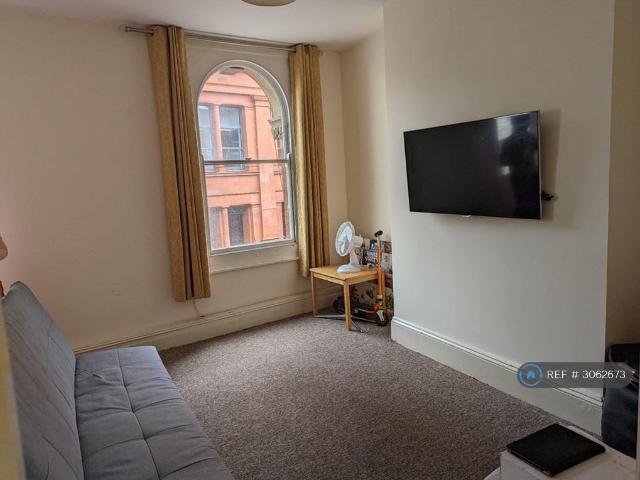 East Street, Bedminster, Bristol, BS3 1 bed flat to rent £1,000 pcm £231 pw