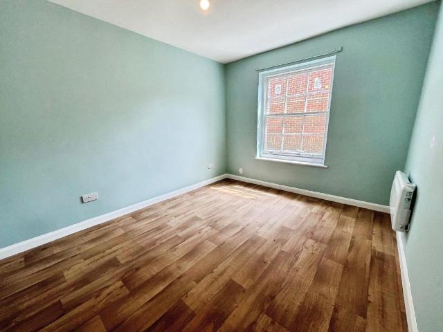 East Street, Blandford Forum, Dorset. 1 bed apartment to rent £815 pcm £188 pw