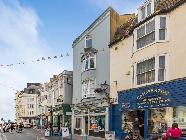 East Street, Brighton BN1, 6 bed maisonette to rent, £3,120 pcm | PrimeLocation