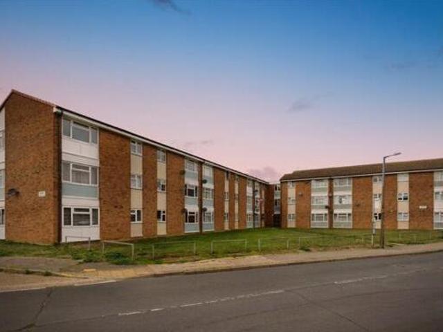 East Tilbury, Coronation Avenue, Tilbury, 2 Bedroom Flat