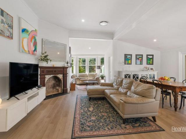 East Toowoomba Charm – Spacious Family Living & Exceptional Shed