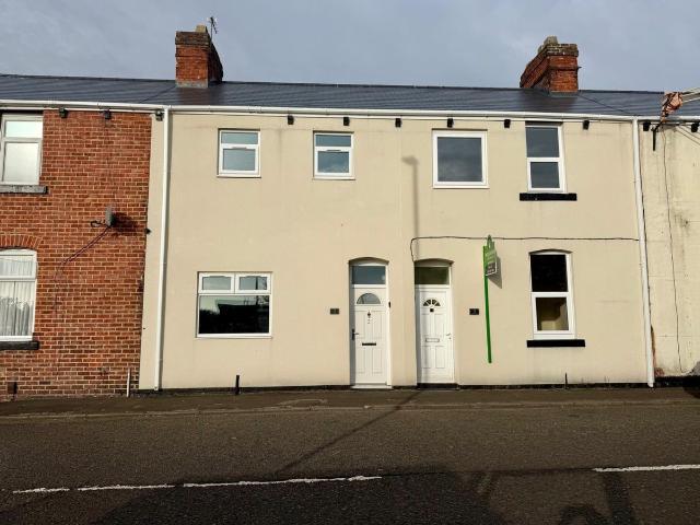 East View, Castletown, Sunderland, Tyne And Wear SR5, 3 bed terraced house to rent, £750 pcm | PrimeLocation