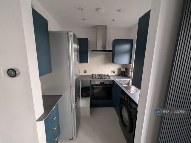 Eastcote Lane, Harrow, HA2 1 bed maisonette to rent £1,550 pcm £358 pw