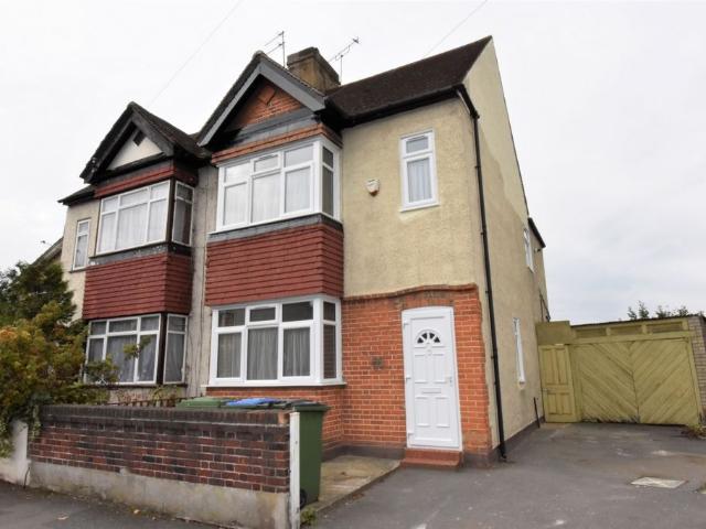 Eastcombe Avenue, London SE7, 4 bed terraced house to rent, £2,350 pcm | PrimeLocation