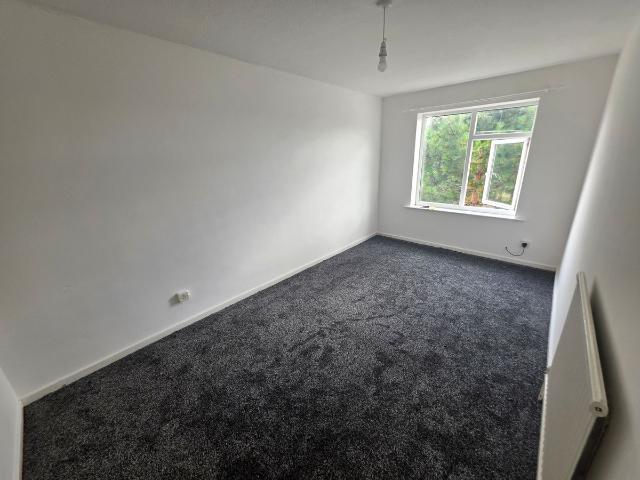 Eastcroft Drive, Sheffield S20, 3 bed end terrace house to rent, £900 pcm | PrimeLocation