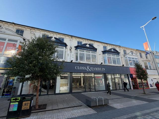 Eastbourne BN21, 1 bed flat to rent, £1,150 pcm | PrimeLocation