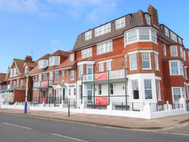 Eastbourne, BN22 7AQ
