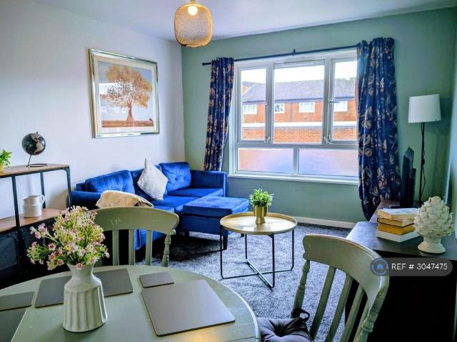 Eastbourne Gardens, Cramlington, NE23 4 bed terraced house to rent £4,000 pcm £923 pw