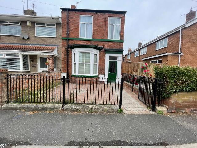 Eastbourne Road, Darlington DL1, 3 bed end terrace house to rent, £900 pcm | PrimeLocation