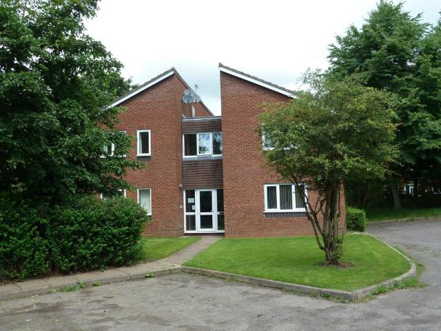 Eastbrook Close, Sutton Coldfield B76 Studio to rent £675 pcm £156 pw