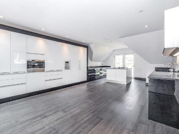 Eastbury Avenue, Northwood, Hertfordshire HA6, 4 bed flat to rent, £4,250 pcm | PrimeLocation
