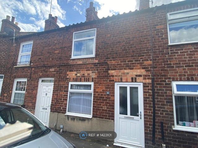 Eastgate South, Driffield YO25, 2 bed terraced house to rent, £675 pcm | PrimeLocation