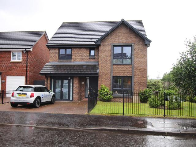 Easter Hawhill Gate, Uddingston, South Lanarkshire G71, 4 bed detached house to rent, £2,500 pcm | PrimeLocation