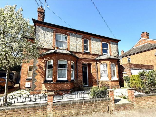 Eastern Avenue, Berkshire RG1 1 bed apartment to rent £1,000 pcm £231 pw