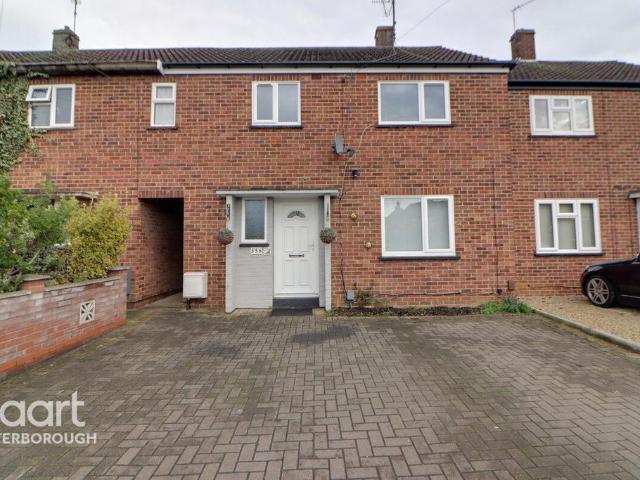 Eastern Avenue, PETERBOROUGH 3 bed terraced house to rent £1,200 pcm £277 pw