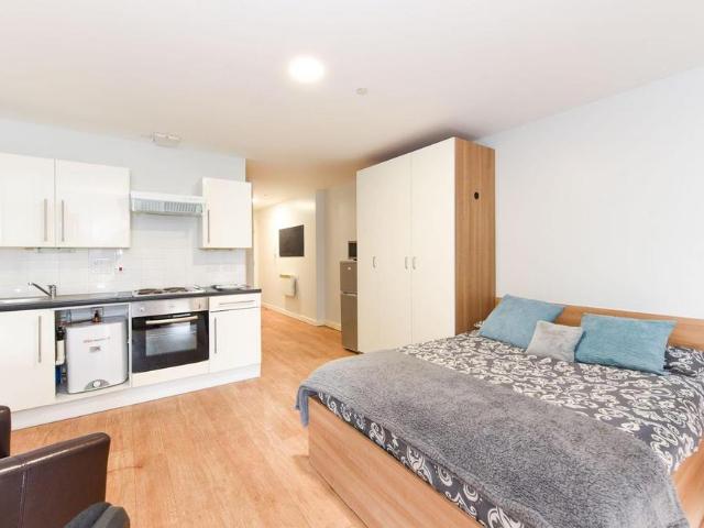 Eastern Blvd, Leicester LE2 Studio to rent £819 pcm £189 pw