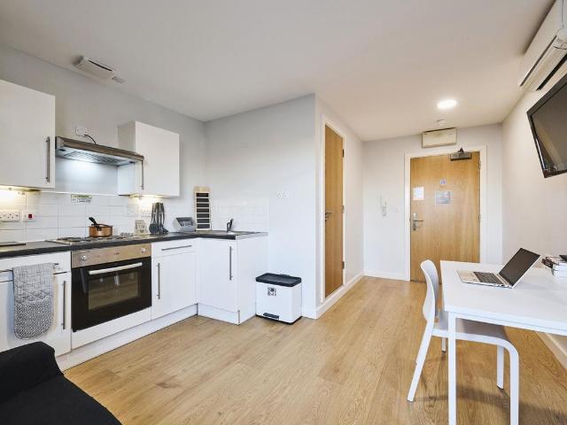 Eastern Boulevard, Leicester LE2, Studio to rent, £810 pcm | PrimeLocation