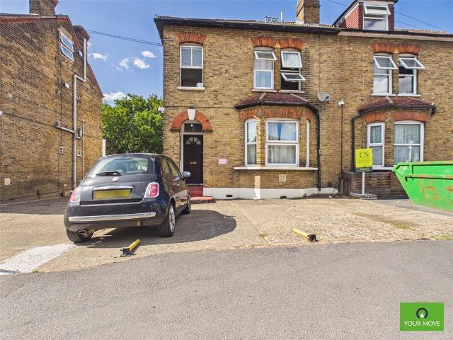 Eastern Road, Romford RM1, 1 bed flat to rent, £1,000 pcm | PrimeLocation