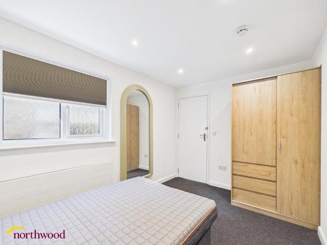 Eastern Street, Aylesbury HP20 1 bed in a house share to rent £750 pcm £173 pw