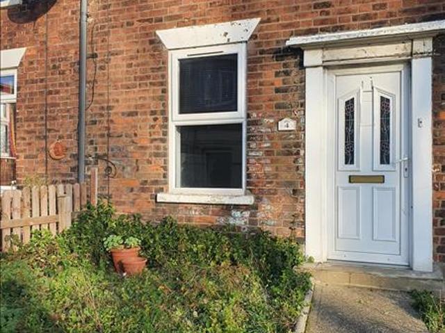 Eastern Way, Lowestoft NR32 3 bed house to rent £825 pcm £190 pw