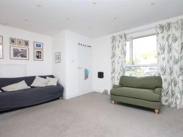 Eastfield Avenue, Bath, BA1