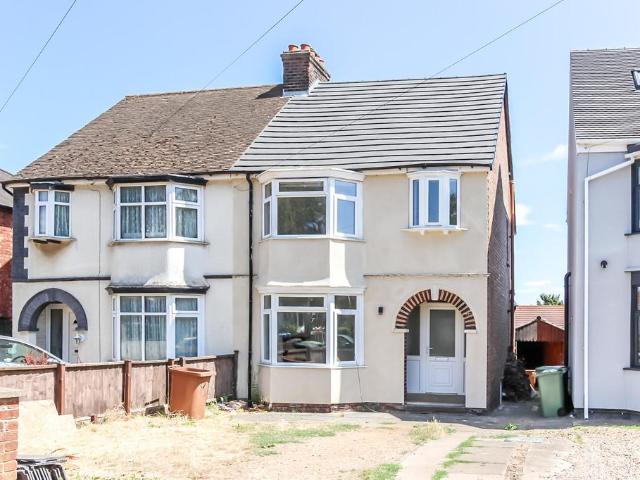Eastfield Road, Wellingborough NN8 3 bed semi detached house to rent £1,300 pcm £300 pw