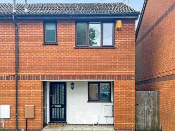 Eastfield Road, Aylesbury HP20, 3 bed end terrace house to rent, £1,700 pcm | PrimeLocation