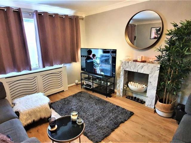 Eastfields Grove, Chester, Saughall