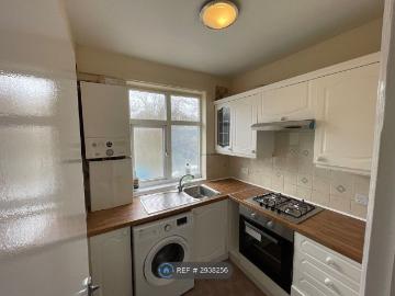 Eastfields Road, Merton CR4, 2 bed maisonette to rent, £2,200 pcm | PrimeLocation