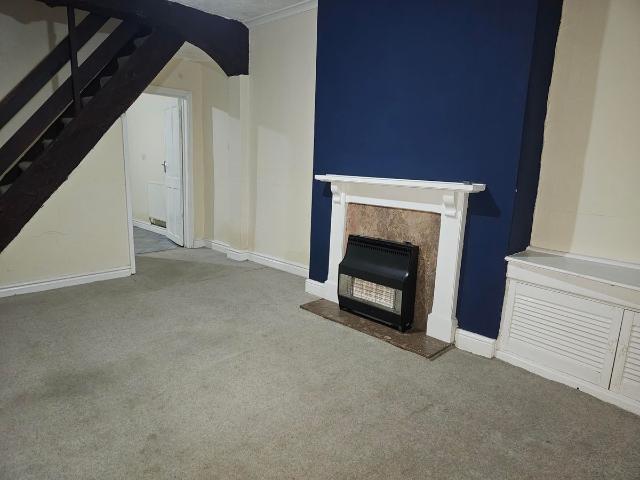 Eastham, Burnley BB10, 1 bed terraced house to rent, £700 pcm | PrimeLocation
