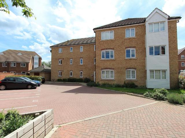 Easton Drive, Sittingbourne, Kent ME10, 2 bed flat to rent, £1,150 pcm | PrimeLocation