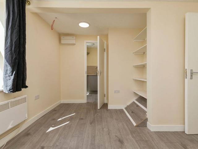 Easton Road, Bristol, Somerset BS5, 1 bed flat to rent, £1,100 pcm | PrimeLocation