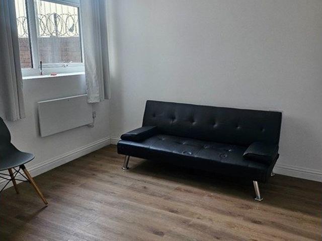 Eastlaith Gate, Doncaster DN1, Studio to rent, £700 pcm | PrimeLocation