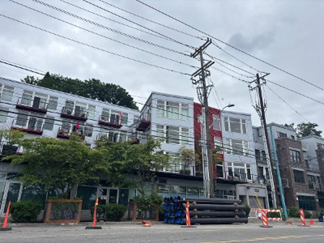 Eastlake Ave E Apt 204