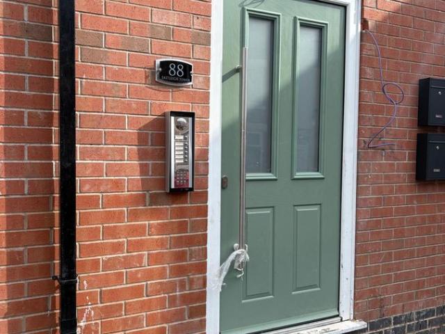 Eastleigh Road, Leicester LE3, 2 bed flat to rent, £1,100 pcm | PrimeLocation