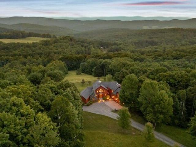 Eastman Rd, Woodstock, Home For Sale