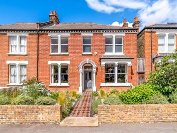 Eastmearn Road, West Dulwich, SE21 4 bed semi detached house to rent £6,500 pcm £1,500 pw