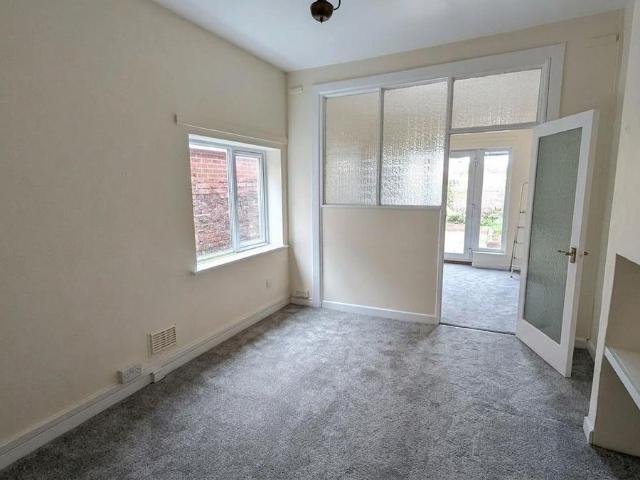 Eastney Road, Southsea PO4, Studio to rent, £750 pcm | PrimeLocation