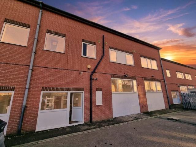 Eastside Place, Railway Road, BN9 – HW Estate Agents