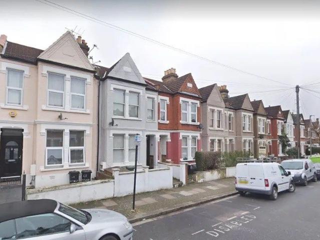 Eastwood Street, Streatham SW16, 3 bed flat to rent, £3,199 pcm | PrimeLocation