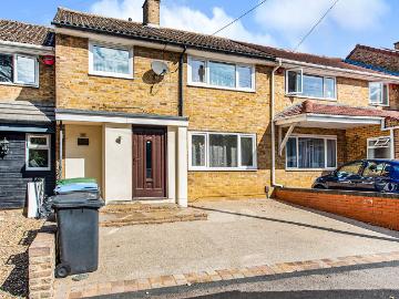 Eastwick Row, Hemel Hempstead, Hertfordshire HP2, 3 bed terraced house to rent, £1,900 pcm | PrimeLocation