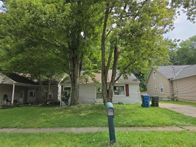Eastview Ave