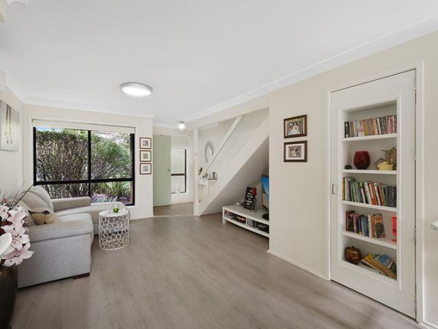 Easy Maintenance Townhouse in Premier Kincumber Location