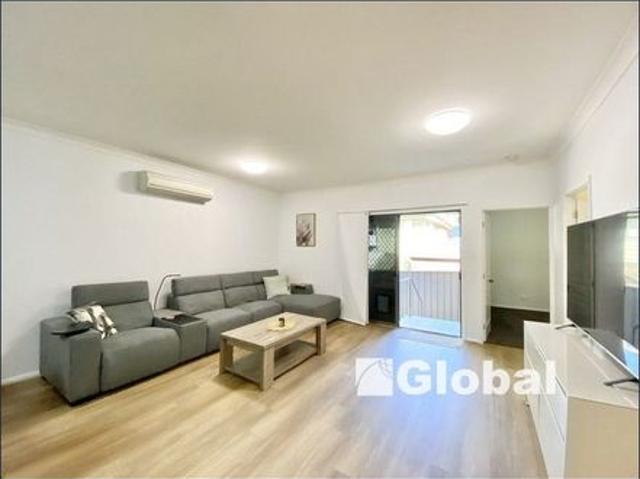 Easy & Modern living in a Convenient Location